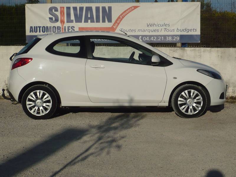 MAZDA 2 A VENDRE A AVIGNON